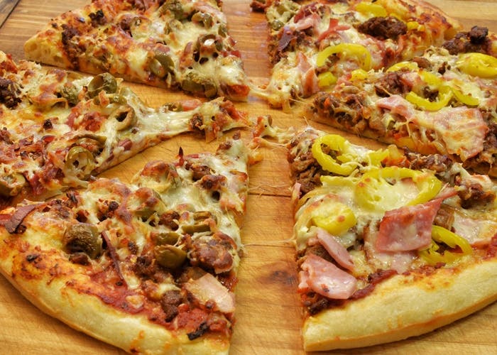 pizza boloñesa