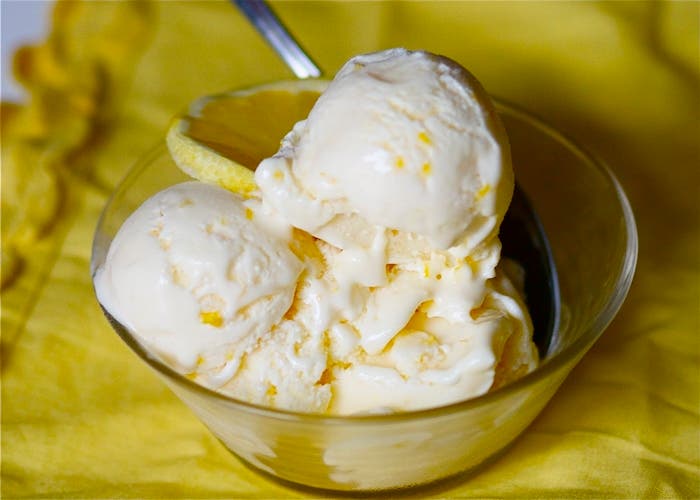 helado cremoso de limon