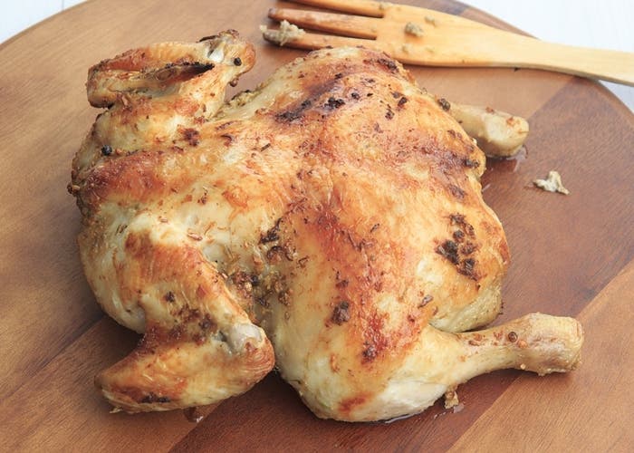 Pollo marinado al horno