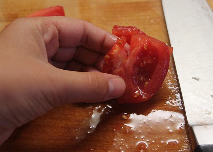 Pelar tomate, quitar semillas